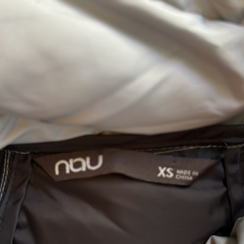 May Pullover Down Jacket - image 6